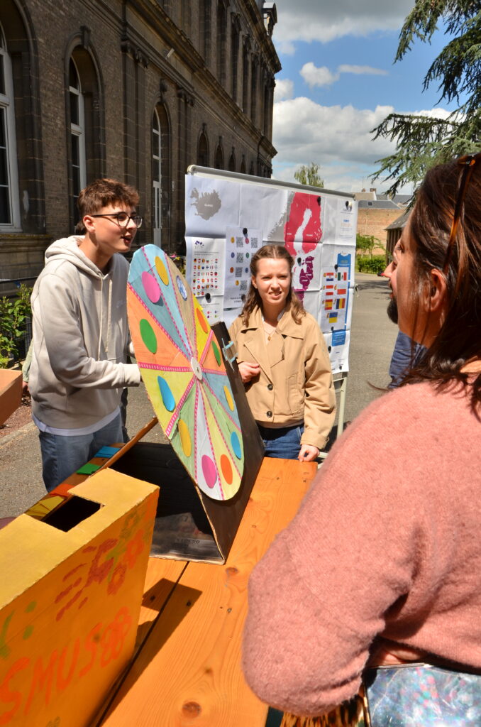 Photographie de la célébration de Sainte Madeleine Sophie Barat au lycée Sacré Cœur