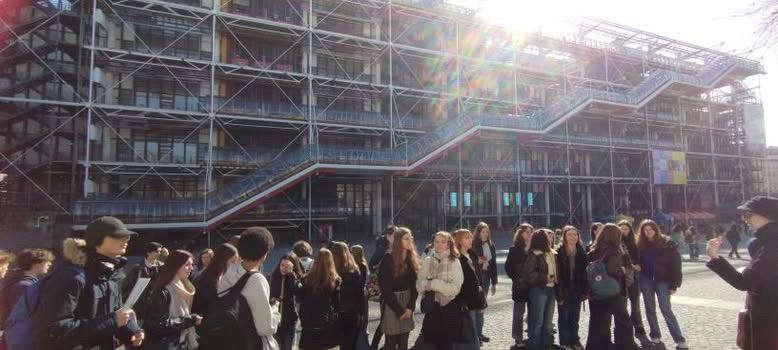 Élèves du lycée Sacré Cœur en exploration artistique au musée de Picardie et à Paris